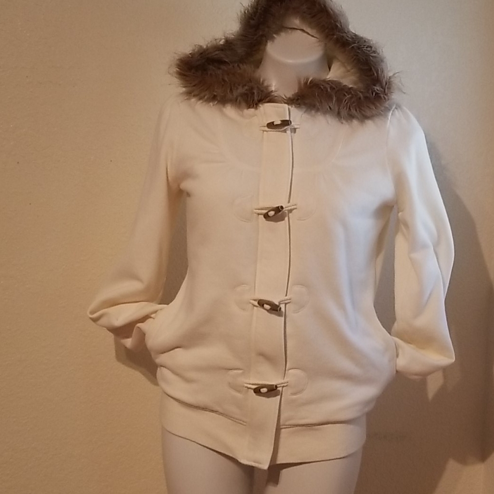 Cream Roxy jacket size med